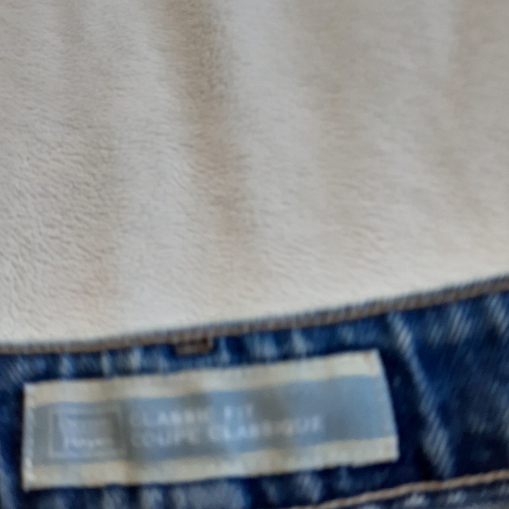 Jeans - Picture 2 of 3